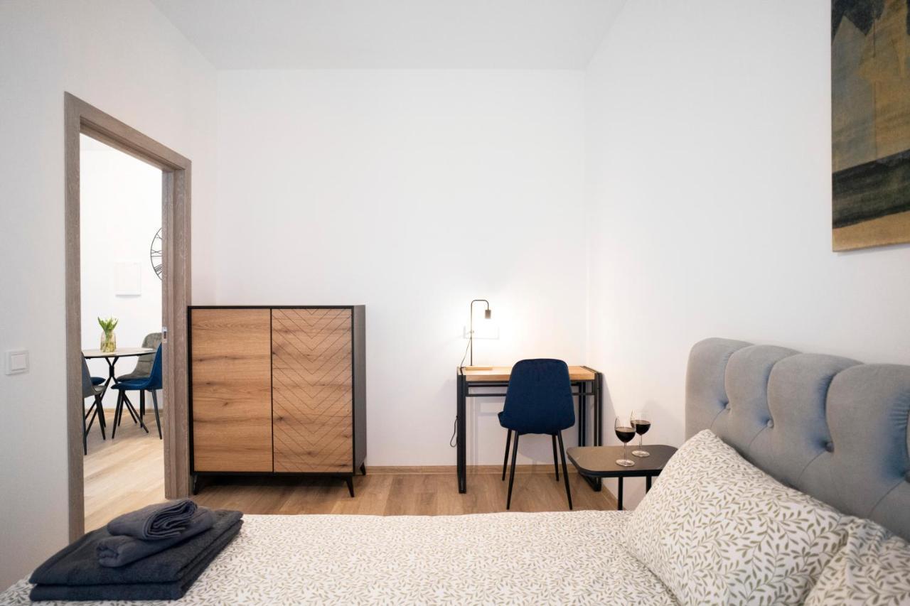 Central Station Apartment No4 Kaunas Exterior foto